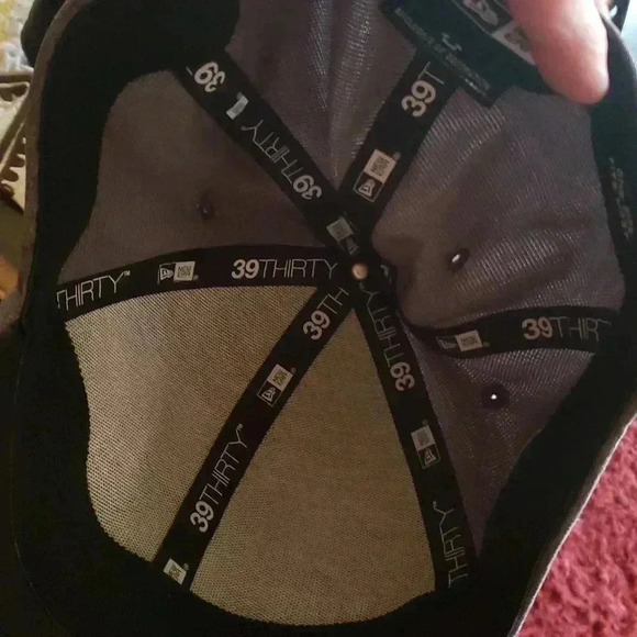 Chicago Cubs and White Sox Baseball Cap Bundle - Picture 6 of 13